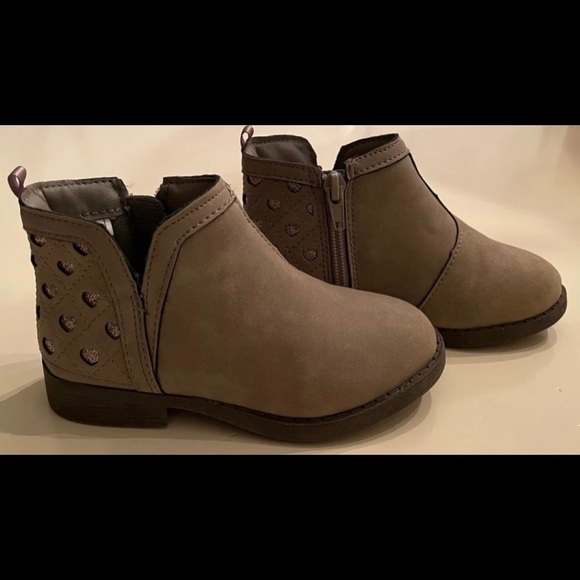 OshKosh B'Gosh Raine-G Glitter Heart Taupe Ankle Boots - Picture 2 of 7